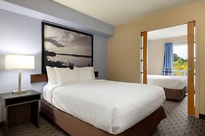 Super 8 by Wyndham Swan River MB