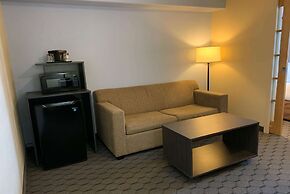 Super 8 by Wyndham Swan River MB