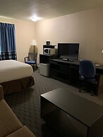 Super 8 by Wyndham Swan River MB