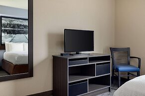 Super 8 by Wyndham Swan River MB