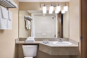 Super 8 by Wyndham Swan River MB