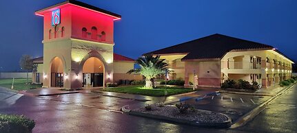 Motel 6 Santa Nella, CA - Los Banos