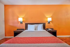 Motel 6 Santa Nella, CA - Los Banos