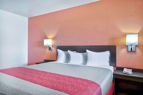 Motel 6 Santa Nella, CA - Los Banos