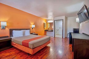 Motel 6 Santa Nella, CA - Los Banos