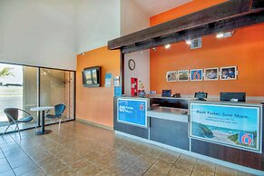 Motel 6 Santa Nella, CA - Los Banos