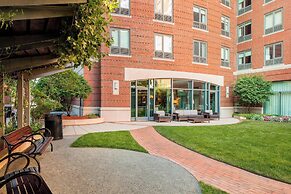 Courtyard by Marriott Boston Brookline