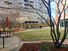 Courtyard by Marriott Boston Brookline