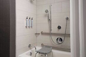 Courtyard by Marriott Boston Brookline