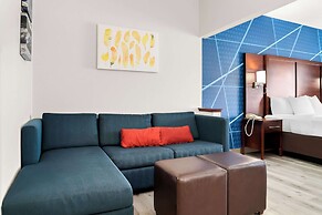 Comfort Suites Southfield/Detroit