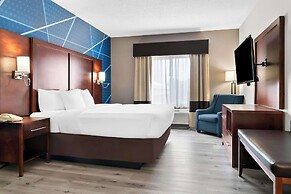 Comfort Suites Southfield/Detroit