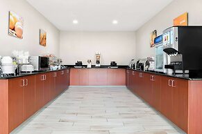 Comfort Suites Southfield/Detroit