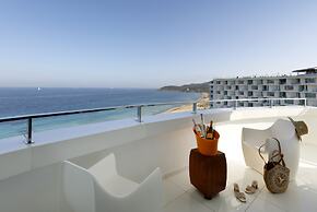 The Unexpected Ibiza Hotel - Ushuaïa Club entrance included