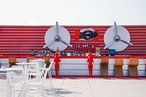 The Unexpected Ibiza Hotel - Ushuaïa Club entrance included