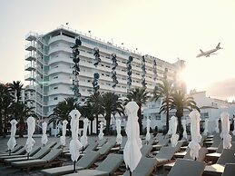 The Unexpected Ibiza Hotel - Ushuaïa Club entrance included