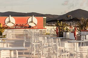 The Unexpected Ibiza Hotel - Ushuaïa Club entrance included