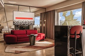 The Unexpected Ibiza Hotel - Ushuaïa Club entrance included