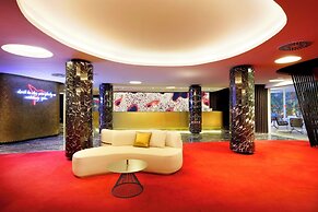 The Unexpected Ibiza Hotel - Ushuaïa Club entrance included