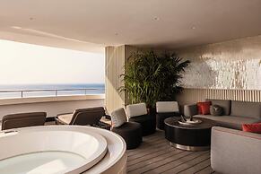 The Unexpected Ibiza Hotel - Ushuaïa Club entrance included