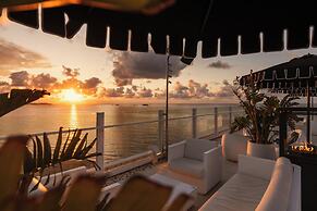 The Unexpected Ibiza Hotel - Ushuaïa Club entrance included