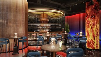 The Unexpected Ibiza Hotel - Ushuaïa Club entrance included