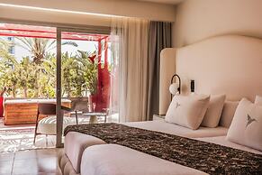 The Unexpected Ibiza Hotel - Ushuaïa Club entrance included