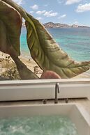 The Unexpected Ibiza Hotel - Ushuaïa Club entrance included