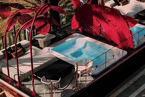 The Unexpected Ibiza Hotel - Ushuaïa Club entrance included