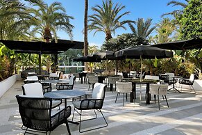 The Unexpected Ibiza Hotel - Ushuaïa Club entrance included