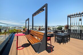 Infinity Hotel San Francisco, Tapestry Collection by Hilton