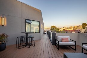 Infinity Hotel San Francisco, Tapestry Collection by Hilton