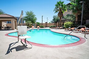 Holiday Inn Express Hotel & Suites Barstow-Outlet Center by IHG