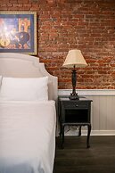 French Quarter Suites Hotel