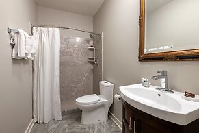 French Quarter Suites Hotel