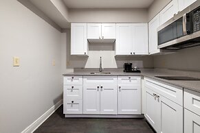 French Quarter Suites Hotel