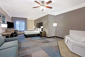 La Quinta Inn & Suites by Wyndham Conroe