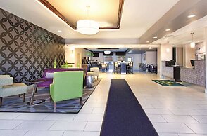 La Quinta Inn & Suites by Wyndham Tampa Bay Area-Tampa South