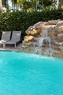 Crane's Beach House Boutique Hotel & Luxury Villas