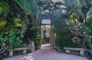 Crane's Beach House Boutique Hotel & Luxury Villas