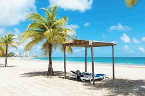 Courtyard by Marriott Isla Verde Beach Resort