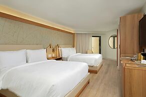 Courtyard by Marriott Isla Verde Beach Resort