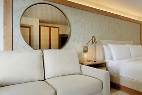 Courtyard by Marriott Isla Verde Beach Resort