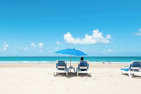 Courtyard by Marriott Isla Verde Beach Resort