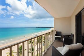 Courtyard by Marriott Isla Verde Beach Resort