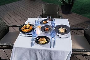 Courtyard by Marriott Isla Verde Beach Resort