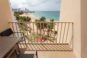 Courtyard by Marriott Isla Verde Beach Resort