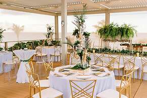 Courtyard by Marriott Isla Verde Beach Resort