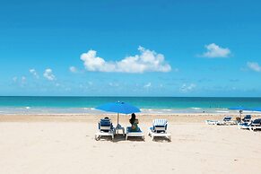 Courtyard by Marriott Isla Verde Beach Resort