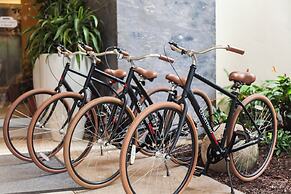 Courtyard by Marriott Isla Verde Beach Resort