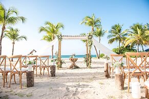 Courtyard by Marriott Isla Verde Beach Resort